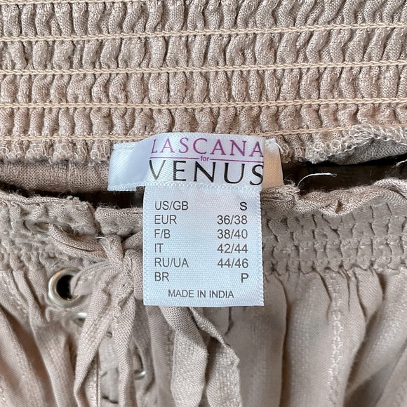 NWT Off Shoulder Top - Picture 3 of 7